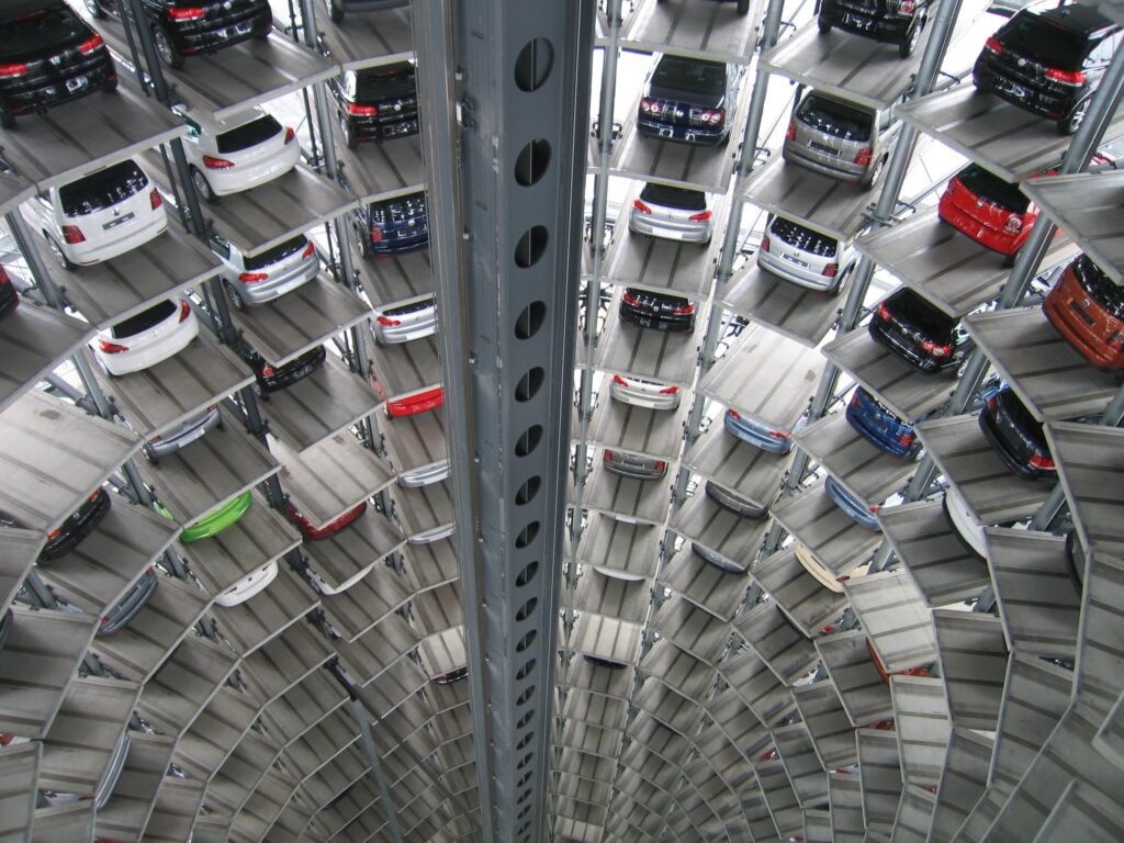 Parking available for car rental al quoz dubai