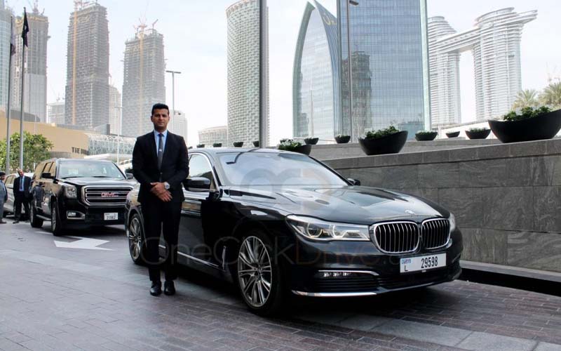 benefits of hiring a car